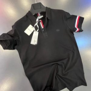 Marka yakalı tshirt