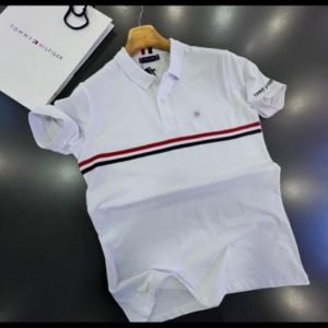 Marka yakalı tshirt