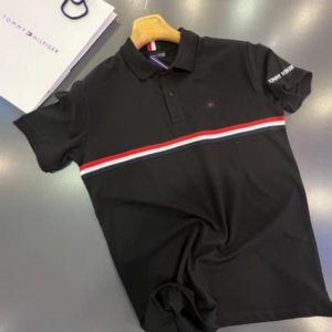 Marka yakalı tshirt