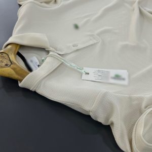 Marka yakalı tshirt